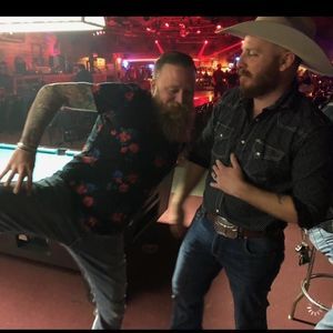 Meet your Posher, Tom